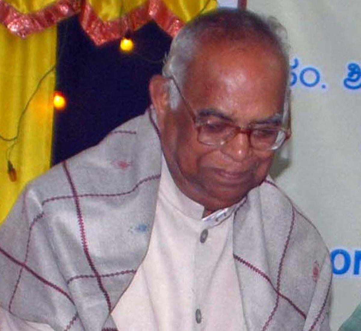 Dr S.M.Vrushabhendra Swami